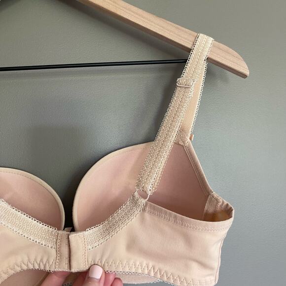 Freya Deco Nude Plunge UW Moulded Cup Bra Size 30DDD Nude Beige Underwire - Picture 15 of 16